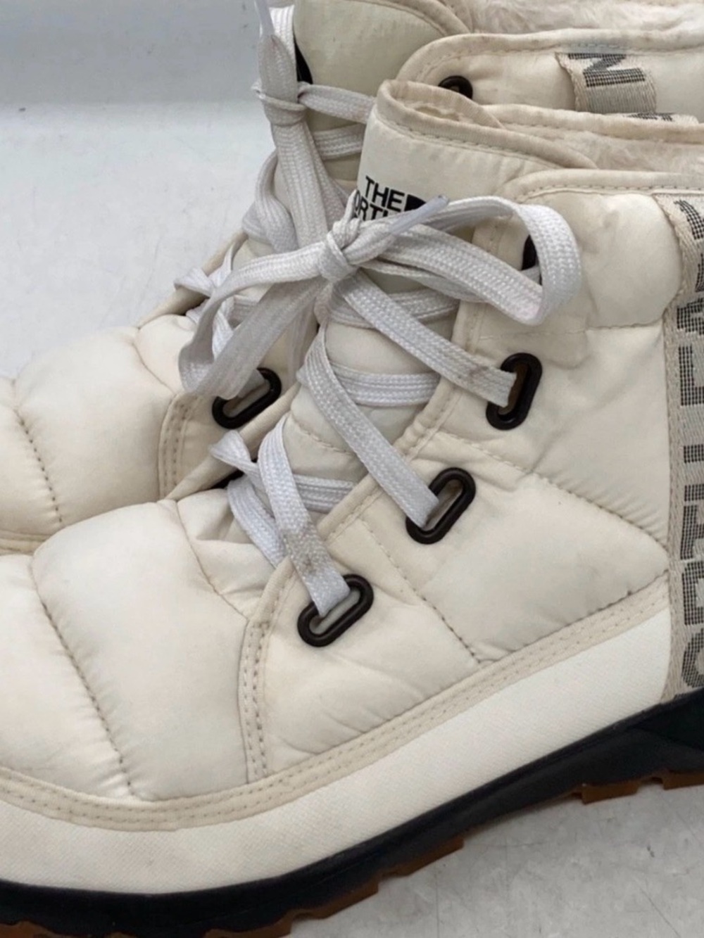The North Face Women's Cream Quilted Lace-Up Winter Boots